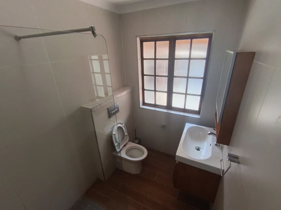 5 Bedroom Property for Sale in Cashan North West